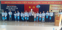 Công ty Cổ phần Dược và Vật tư y tế Bình Thuận: Tặng 50 suất quà tết cho công nhân lao động